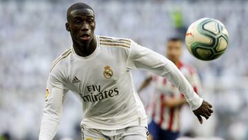 Ferland Mendy, lateral izquierdo del Real Madrid, en el partido de Liga contra el Atlético.
