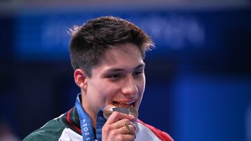 Bronze Medalist Osmar Olvera of Mexico during competition Diving - Mens 3m Springboard final as part of the Paris 2024 Olympic Games at the Aquatics Centre on August 08, 2024 in Paris, France.
