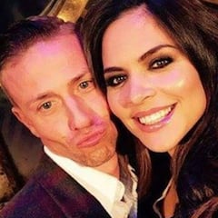 Guti entra al trapo sobre la foto del PES 17 y manda saludos y amapolas