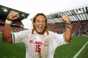 Julio González y otros jugadores a los que les llegó tarde el fútbol