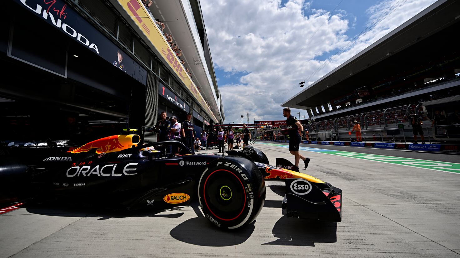 “A ver si me dan el mismo coche antes de compararme con Verstappen”