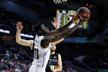 El canterano Eli Ndiaye alegra la ma?ana al Madrid