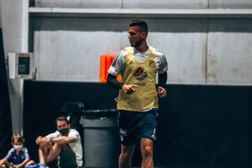 Millonarios entrenó en el Nicholson Fieldhouse de la UCF antes de enfrentar al Everton en Orlando por la Florida Cup.