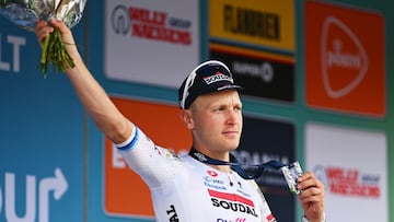 Merlier gana la cuarta etapa y De Lie continúa como líder