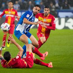 El club vitoriano escucha ofertas por el central marroquí Abde Abqar