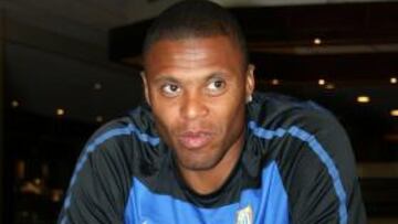 Julio Baptista.