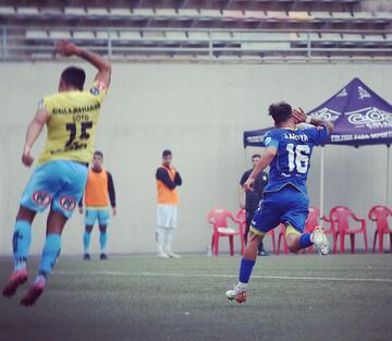 Juan Araya celebra un gol ante Deportes Iquique.