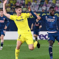 Polémica en La Cerámica: penalti a favor del Arsenal, roja a Ceballos...