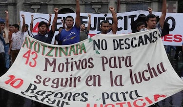 Claudia Sheinbaum rechaza la violencia en protestas por el caso Ayotzinapa