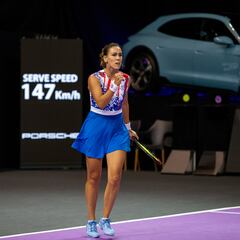 Nuria Párrizas supera su primer obstáculo ante Irina Bara