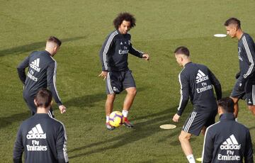 Entrenamiento del Real Madrid antes de viajar a Huesca