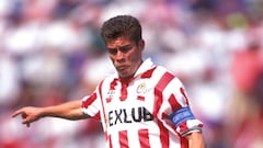 Del ‘Vasco’ Aguirre a Ramón Ramírez: Los grandes jugadores que vistieron la camiseta de América y Chivas