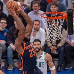 The worrying stat behind Mitchell Robinson’s playoff performances could cost Knicks big time