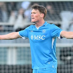 McTominay conserva el liderato azzurro