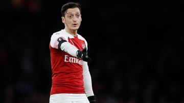 Özil se niega a ir cedido al PSG y James se convierte en objetivo