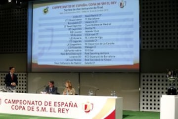 Vista general del sorteo de los dieciseisavos de final de la Copa del Rey 