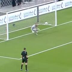 ¿Se adelantó Redmayne en el penal de Advíncula?