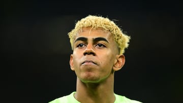 Lamine Yamal durante el partido de vuelta de semifinales de la Champions League contra el Inter.