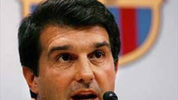 <B>MEDIDAS. </B>Resuelta la crisis de la Junta, Laporta se enfrenta ahora a la imputación judicial de un directivo.