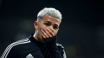 POVOA DE VARZIM, PORTUGAL - JANUARY 10: Enzo Fernandez of SL Benfica warms up prior to the Taca de Portugal match between Vartim SC vs SL Benfic on January 10, 2023 in Povoa de Varzim, Portugal. (Photo by Diogo Cardoso/DeFodi Images via Getty Images)