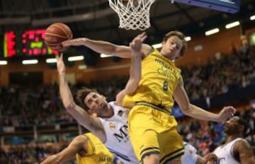 Real Madrid-Herbalife Gran Canaria. Rudy Fernández y Newley.