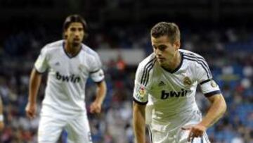 <b>TROFEO BERNABÉU. </b>Nacho fue titular contra el Millonarios aunque Mou le sacó de lateral derecho.