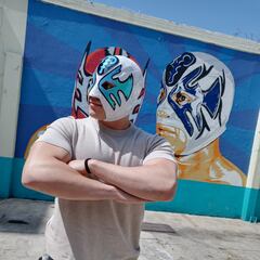 Atlantis Jr. va por Andrade, una de las ‘cabezas grandes’ de la lucha