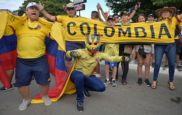 La Selección Colombia y la Selección Argentina se enfrentaron en la primera fecha del grupo B de la Copa América. Las hinchadas ambientaron la Arena Fonte Nova antes, durante y después del encuentro. 