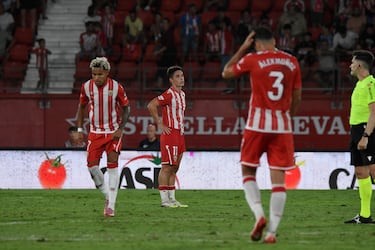 Jéremy Arévalo revienta al Almería para poner líder al Racing