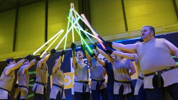 As¨ª es el deporte de sables de luz que arras¨® en la Comic Con