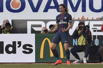 Folllowing Zlatan's departure for Manchester United this summer, Cavani is now PSG's focal point up front and has been in excellent goalscoring form this season.