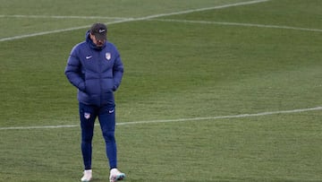 Simeone, en el primer entrenamiento del Atlético en el Cerro tras ser eliminado por el Athletic en la Copa del Rey.