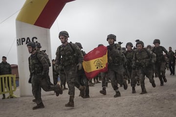 Terminar la prueba es un éxito, hacerlo todos juntos más. Por eso las diferentes unidades se sientes orgullosas de su trabajo y de su bandera, de sus valores y lo que representan.