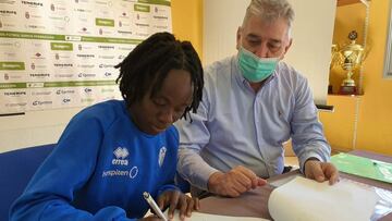 El Granadilla renueva a Ange Koko y Raissa Feudjio hasta 2023