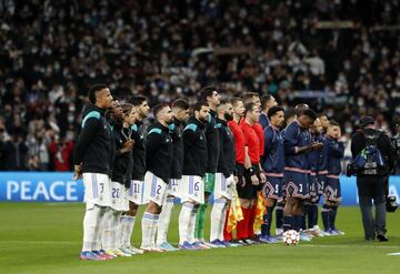 Formación de los equipos del Real Madrid y París Saint Germain.