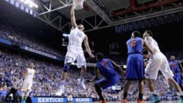 EL IMPERIO DE LEXINGTON. Una torre se alza en el Rupp Arena de Lexington: Karl-Anthony Towns.