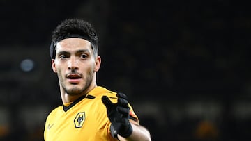 Raúl Jiménez reapareció con el Wolverhampton