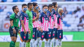 Javier Aguirre manda a Héctor Moreno