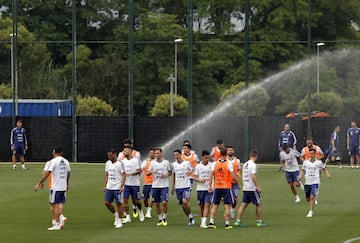 Las imágenes de la práctica de la selección en Barcelona