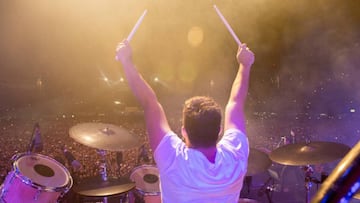 El admirador de la banda estadounidense fue invitado al escenario para mostrar su talento en la batería y sorprendió a propios y extraños, incluido Brandon Flowers.