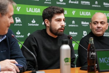 Simon Eriksson está al caer e Izan Yurrieta a punto de salir a Primera Federación