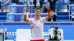 Novak Djokovic celebra su triunfo en Belgrado frente a Kecmanovic.