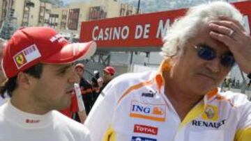 <b>PREOCUPADO. </b>Todo este asunto está provocando un profundo malestar en Flavio Briatore. En la imagen con otro invitado al lío: Massa.