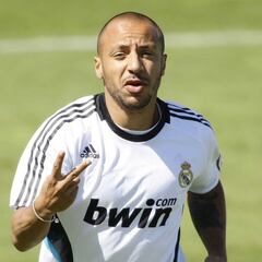 Faubert: "Yo estaba en forma, sería el color de la camiseta blanca que engorda"