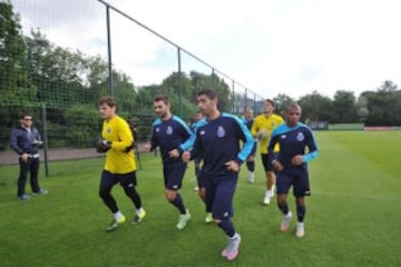 Casillas y Adrián entrenando con el Oporto. 