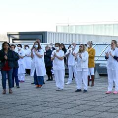 ¿Qué material debe llevar un médico que trata el coronavirus?