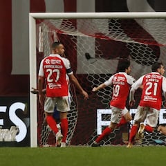 Nico Gaitán amarga al Oporto en el último suspiro