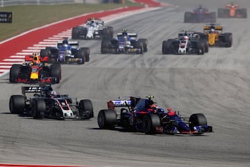 Daniil Kvyat y Romain Grosjean.