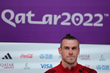 Who is the referee for USMNT vs Wales in the World Cup 2022 group first game?