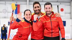 El equipo español de dobles mixto de curling.